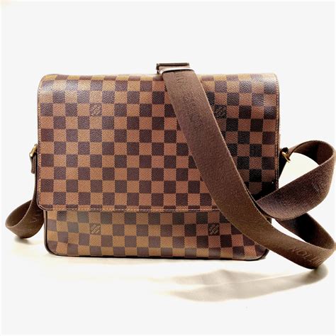 louis vuitton messenger bag woman|louis vuitton damier messenger bag.